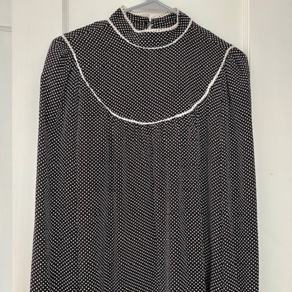 Parisian-style Polka Dots Blouse Size S
